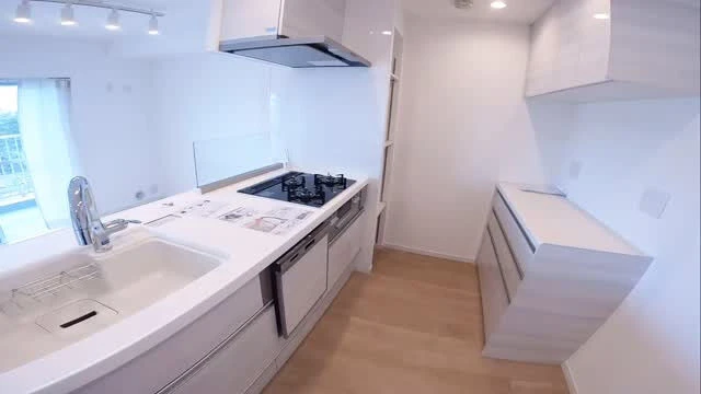 動画サムネイル